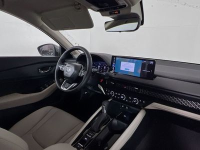 2026 Honda Accord Hybrid - Photo 8