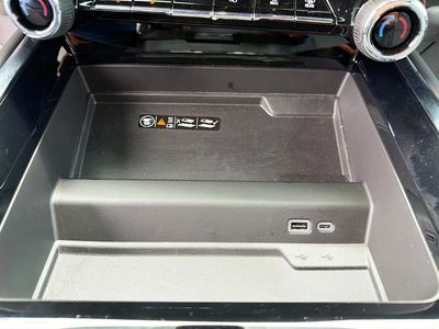 2026 Chevrolet Tahoe - Photo 32