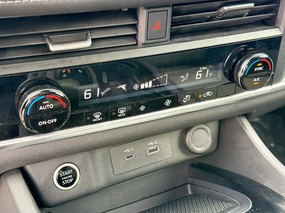 2023 Nissan Rogue - Photo 32