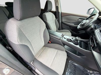 2023 Nissan Rogue - Photo 14