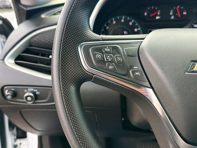 2025 Chevrolet Malibu - Photo 35