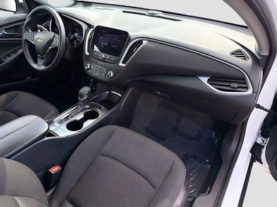 2025 Chevrolet Malibu - Photo 13