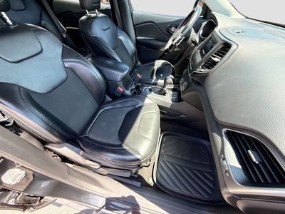 2019 Jeep Cherokee - Photo 13