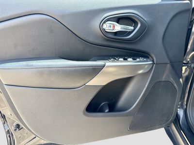 2019 Jeep Cherokee - Photo 20