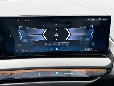 2025 BMW X3 - Photo 33