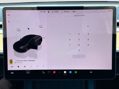 2023 Tesla Model 3 - Photo 30
