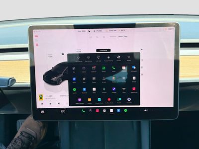 2023 Tesla Model 3 - Photo 29