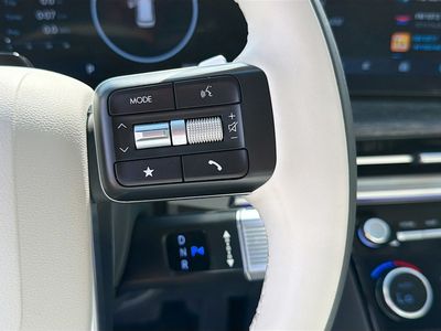 2025 Hyundai Santa Fe - Photo 37