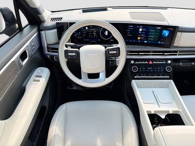 2025 Hyundai Santa Fe - Photo 16