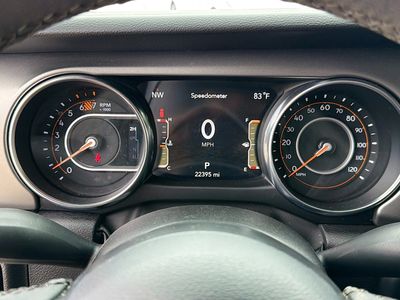 2023 Jeep Wrangler - Photo 38