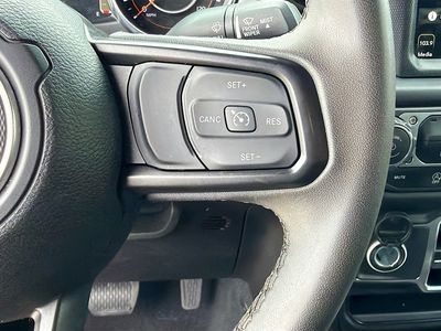 2023 Jeep Wrangler - Photo 36
