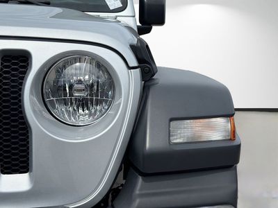 2023 Jeep Wrangler - Photo 9