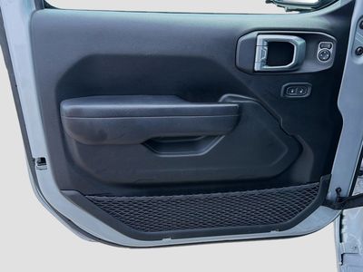 2023 Jeep Wrangler - Photo 20