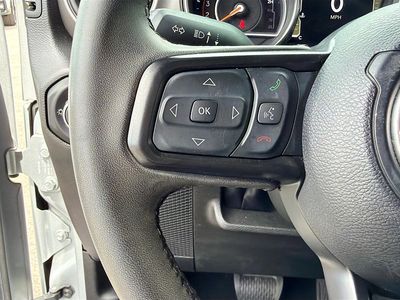 2023 Jeep Wrangler - Photo 35