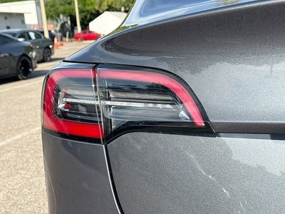 2021 Tesla Model 3 - Photo 10