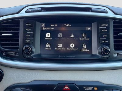 2017 Kia Sorento - Photo 28