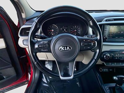 2017 Kia Sorento - Photo 37