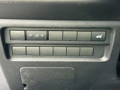 2022 Mitsubishi Outlander - Photo 34