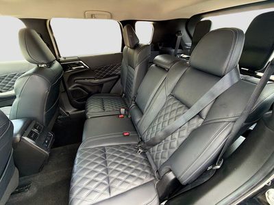 2024 Mitsubishi Outlander - Photo 20