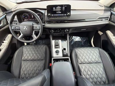 2024 Mitsubishi Outlander - Photo 15