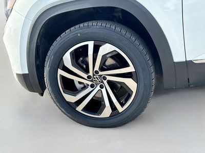 2022 Volkswagen Atlas Cross Sport - Photo 43