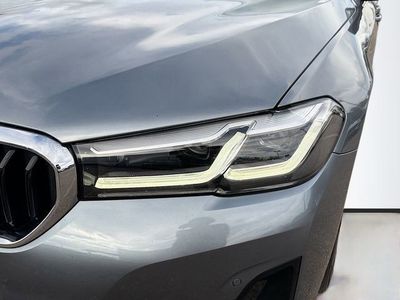 2021 BMW 5 Series - Photo 9