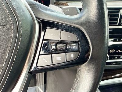 2021 BMW 5 Series - Photo 39