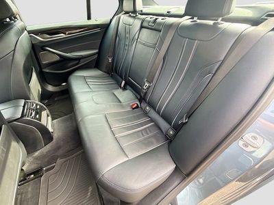 2021 BMW 5 Series - Photo 21