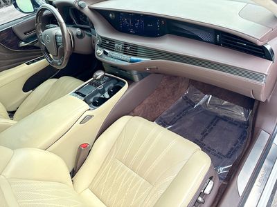 2018 Lexus LS - Photo 14