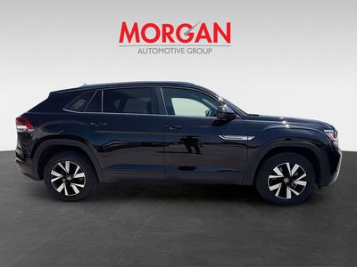 2022 Volkswagen Atlas Cross Sport - Photo 2