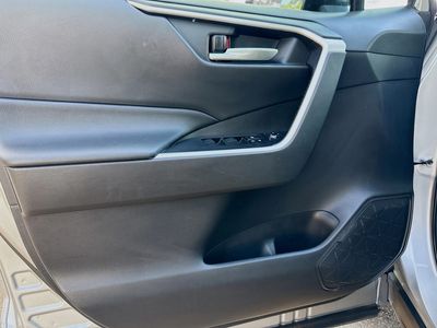 2021 Toyota RAV4 - Photo 20