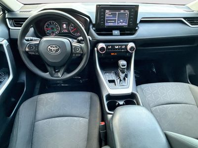 2021 Toyota RAV4 - Photo 14