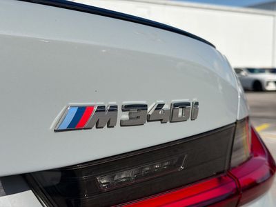 2023 BMW 3 Series - Photo 11