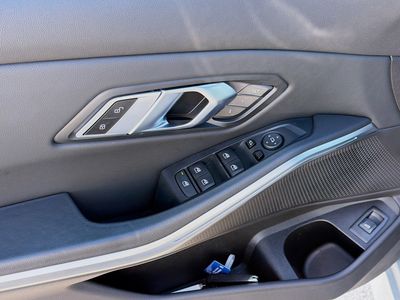 2023 BMW 3 Series - Photo 22