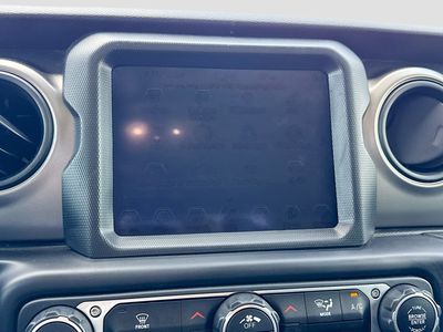 2022 Jeep Gladiator - Photo 27
