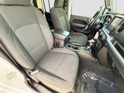 2022 Jeep Gladiator - Photo 13