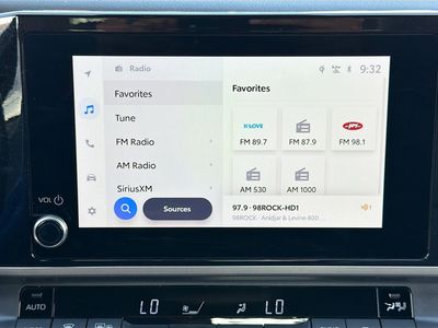 2025 Toyota Camry - Photo 29