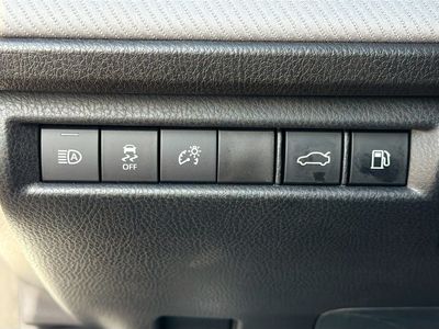 2025 Toyota Camry - Photo 33