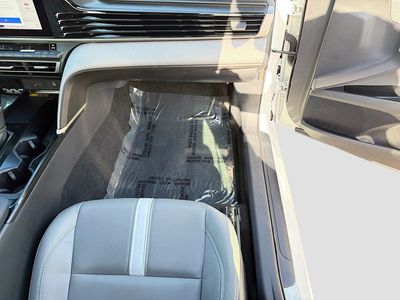 2025 Toyota Camry - Photo 16