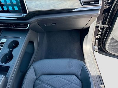 2025 Volkswagen Atlas - Photo 17
