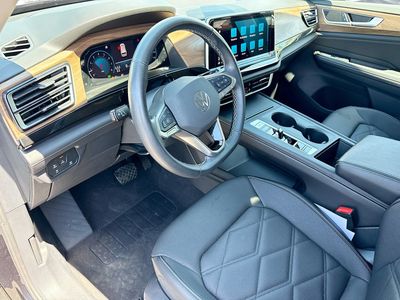 2025 Volkswagen Atlas - Photo 25