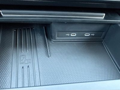 2025 Volkswagen Atlas - Photo 28