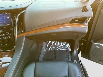 2017 Cadillac Escalade - Photo 19