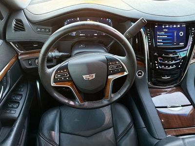 2017 Cadillac Escalade - Photo 18