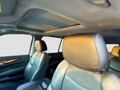 2017 Cadillac Escalade - Photo 28
