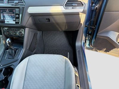 2020 Volkswagen Tiguan - Photo 16