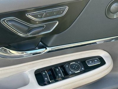 2022 Lincoln Corsair - Photo 24