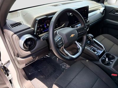 2024 Chevrolet Colorado - Photo 25