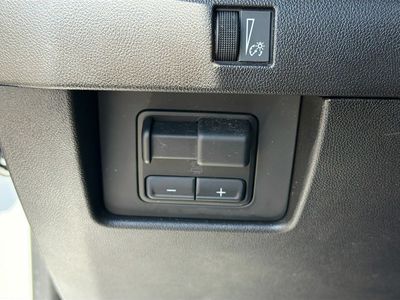 2024 Chevrolet Colorado - Photo 33