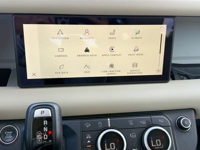 2024 Land Rover Defender - Photo 29